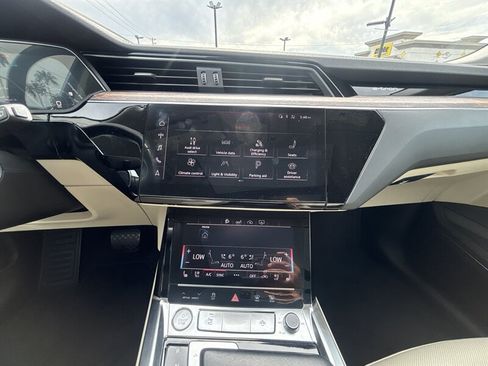 Used 2019 Audi e-tron Premium Plus AWD/4WD image 20