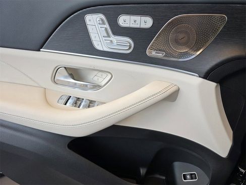 New 2026 Mercedes-Benz GLS 450 4MATIC image 19