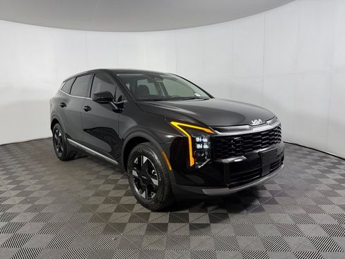 Used 2026 Kia Sportage LX AWD/4WD image 4
