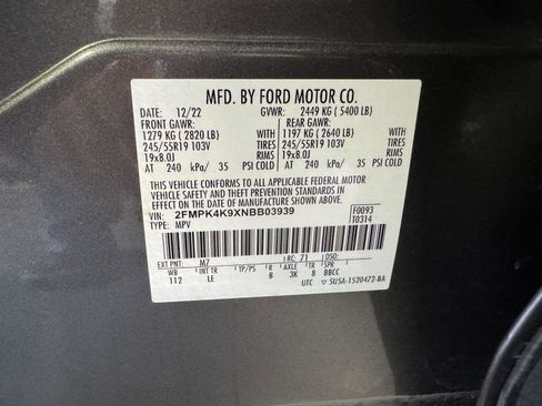 Used 2022 Ford Edge Titanium image 39