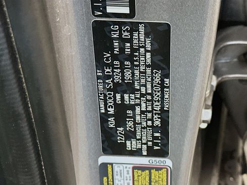 Used 2025 Kia K4 FWD image 12