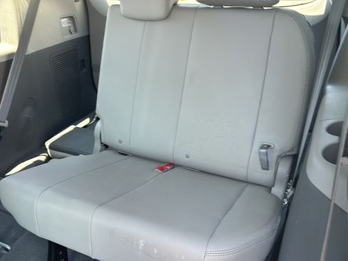Used 2019 Toyota Sienna XLE w/ XLE Navigation Package AWD/4WD image 12