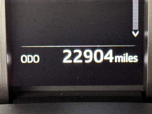 Used 2021 Toyota 4Runner Venture w/ Moonroof Package image 27