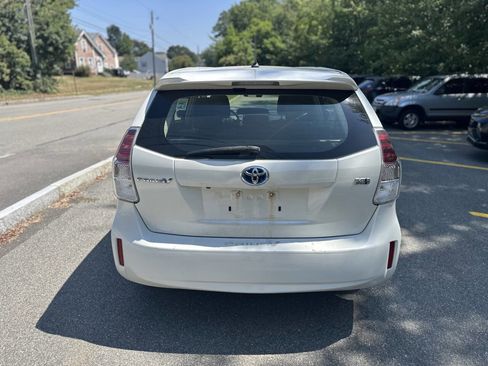 Used 2015 Toyota Prius V Five image 6