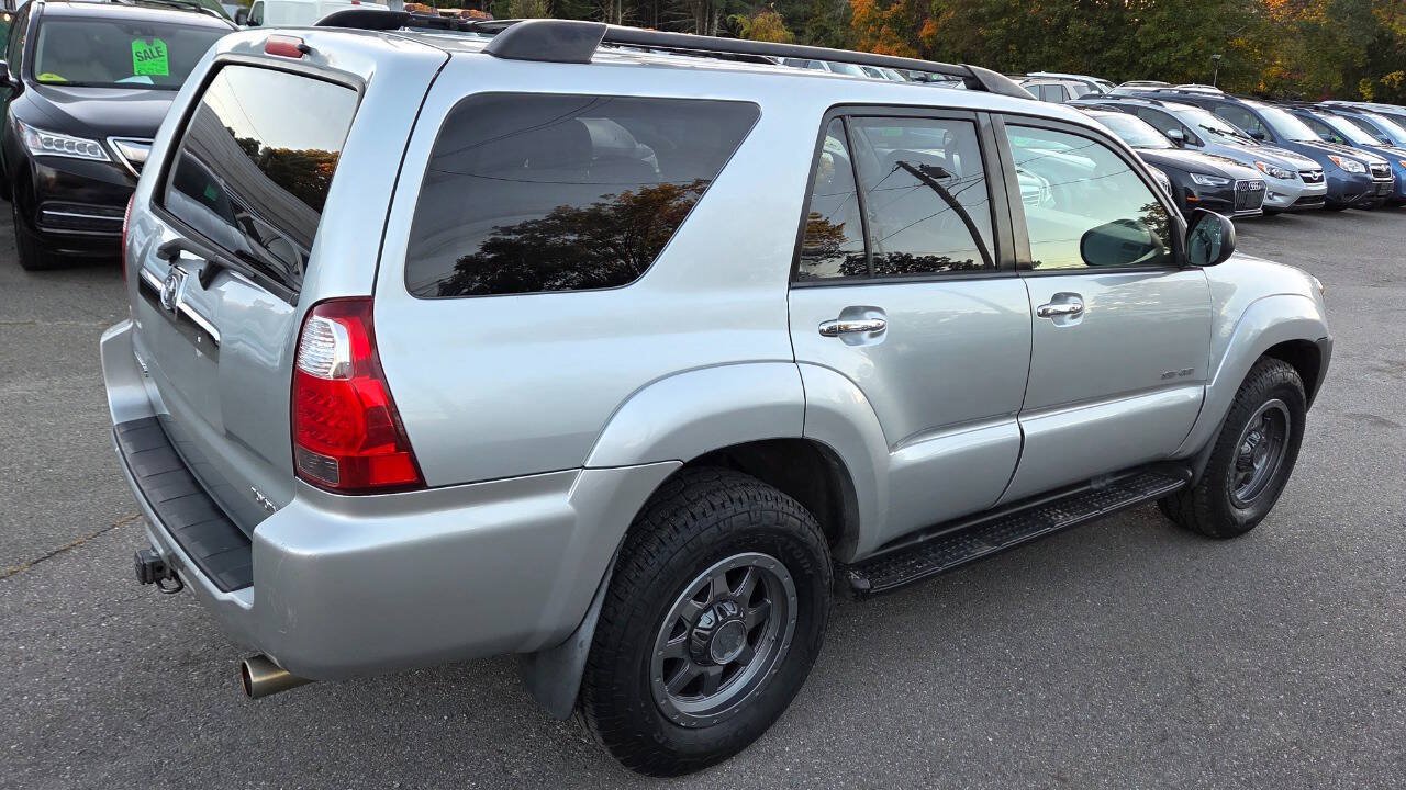 Used 2007 Toyota 4Runner SR5 AWD/4WD image 16