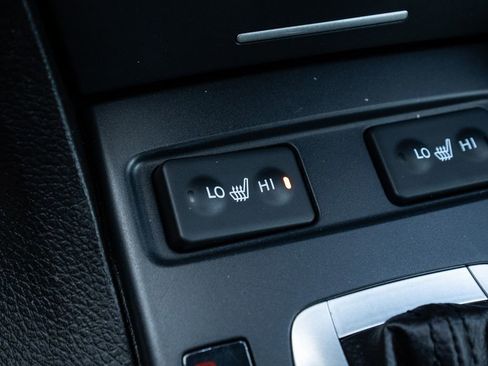 Certified 2018 Acura ILX w/ Premium Package image 30