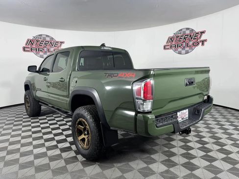 Used 2022 Toyota Tacoma TRD Off-Road w/ TRD Premium Off Road Package AWD/4WD image 5