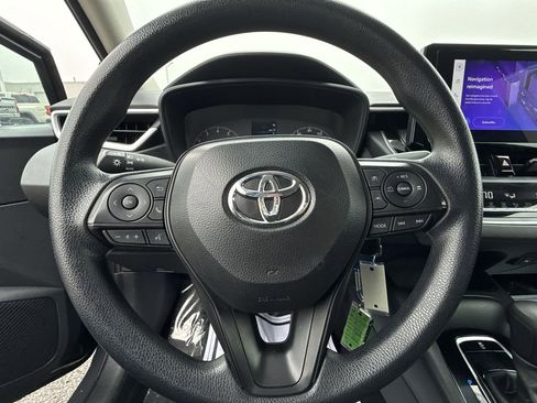 Used 2024 Toyota Corolla LE image 11