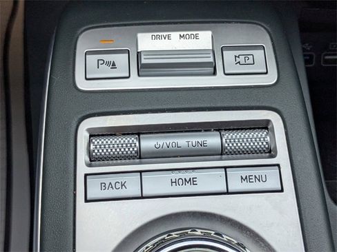 Used 2023 Genesis GV70 2.5T w/ Advanced Package image 25