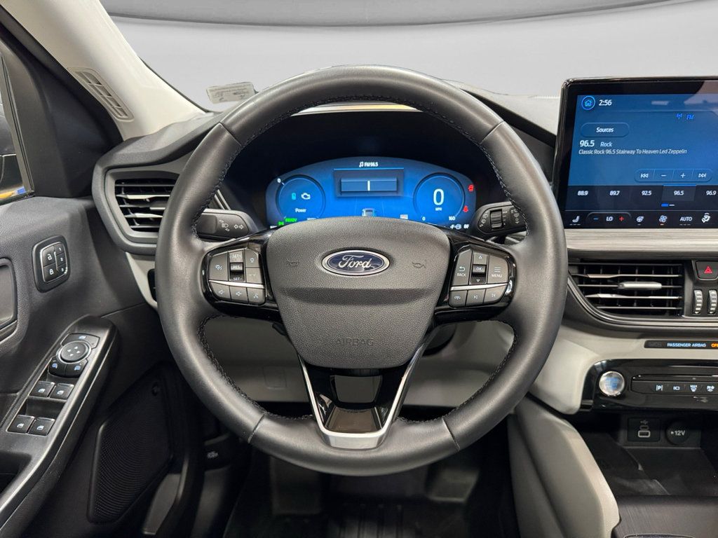 Used 2024 Ford Escape SE w/ PHEV Premium Package FWD image 8