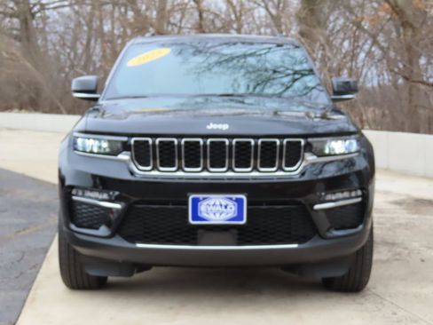 Certified 2025 Jeep Grand Cherokee Limited AWD/4WD image 12