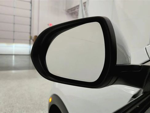 Used 2023 Buick Encore GX Essence w/ Experience Buick Package FWD image 30