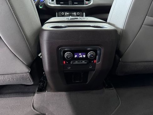 Certified 2022 Chevrolet Tahoe Z71 w/ Luxury Package image 29