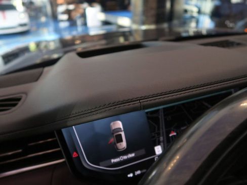 Used 2023 Land Rover Range Rover Autobiography image 15