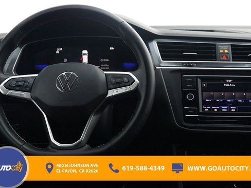 Used 2024 Volkswagen Tiguan S image 5