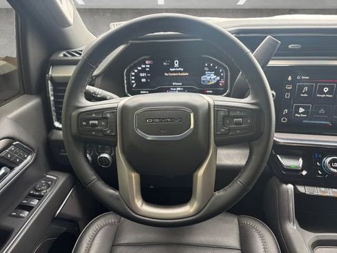 Used 2025 GMC Sierra 2500 Denali w/ Denali Reserve Package AWD/4WD image 27