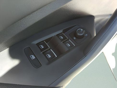 New 2026 Volkswagen Jetta S image 33