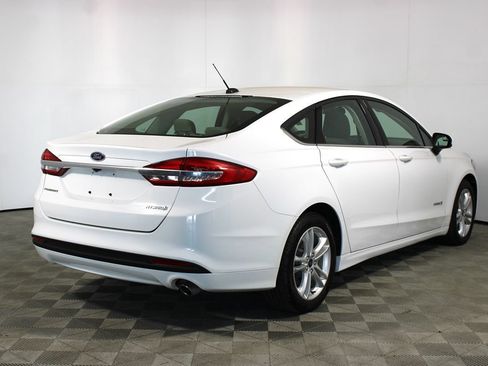 Used 2018 Ford Fusion S FWD image 27