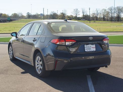 Used 2023 Toyota Corolla LE image 14