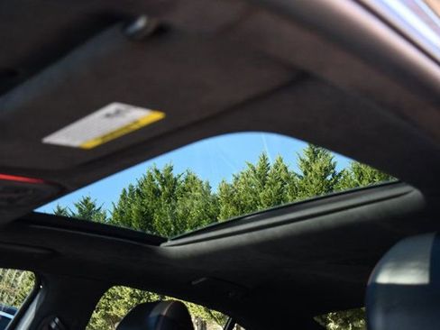 Used 2019 Genesis G70 2.0T Advanced w/ Sport Package image 46