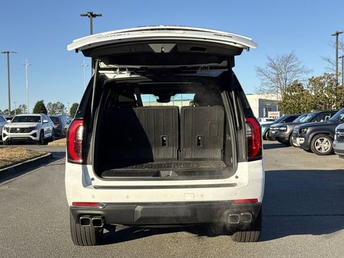 Used 2025 GMC Yukon Denali Ultimate image 12