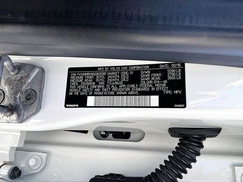 Used 2016 Volvo XC60 T6 w/ Climate Package image 30