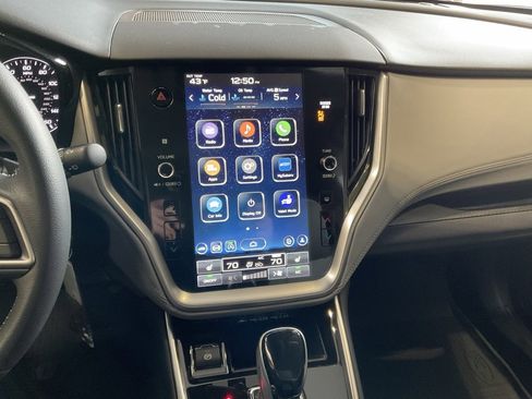 Used 2024 Subaru Outback Premium image 15