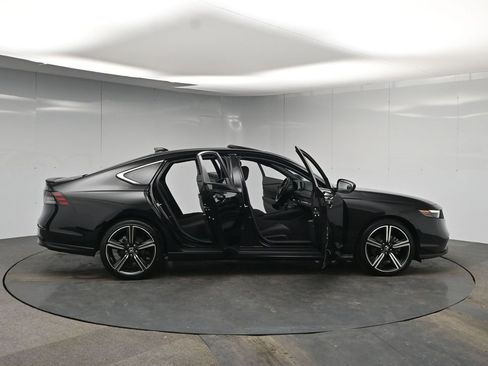 Used 2023 Honda Accord Sport image 52