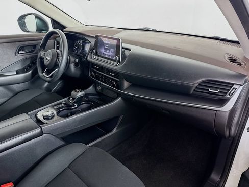 Used 2023 Nissan Rogue S AWD/4WD image 32