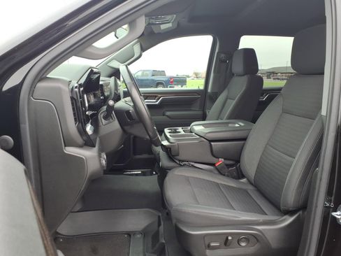 Certified 2022 Chevrolet Silverado 1500 RST w/ Protection Package AWD/4WD image 8