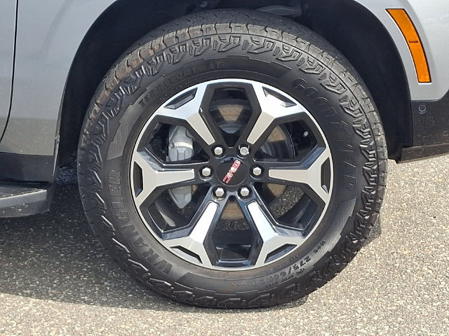 Used 2026 GMC Yukon AT4 AWD/4WD image 27