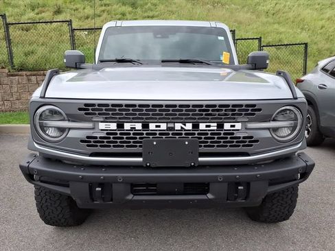 Used 2024 Ford Bronco Badlands AWD/4WD image 12