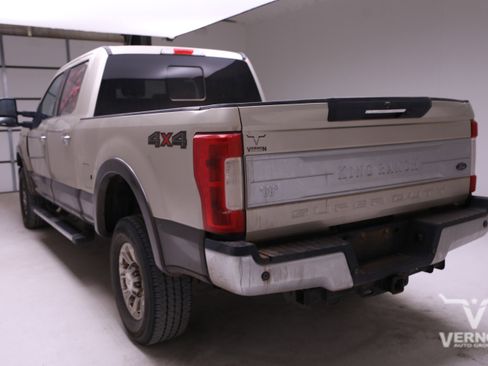 Used 2017 Ford F250 King Ranch w/ Chrome Package image 2