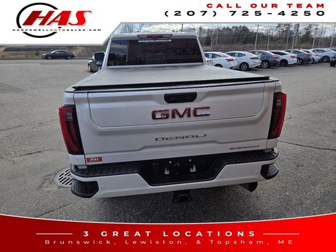 Used 2024 GMC Sierra 2500 Denali w/ Technology Package AWD/4WD image 5