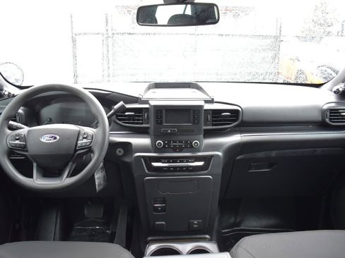 Used 2024 Ford Explorer 4WD Police Interceptor image 12
