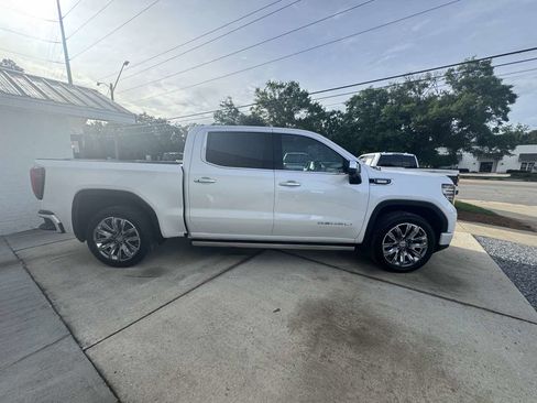 Used 2024 GMC Sierra 1500 Denali w/ Denali Reserve Package AWD/4WD image 5