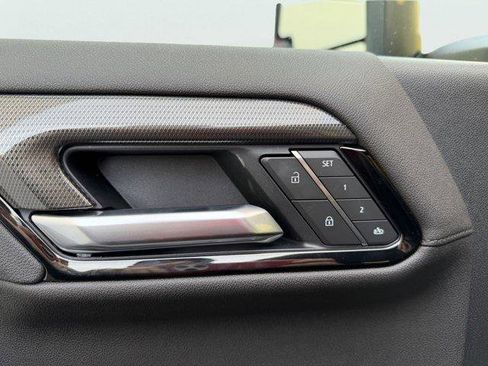 New 2026 GMC Sierra 2500 AT4 w/ AT4 Premium Plus Package image 32