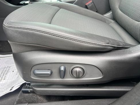 Used 2023 Buick Encore GX Select FWD image 20