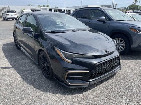 Used 2021 Toyota Corolla SE FWD image 3