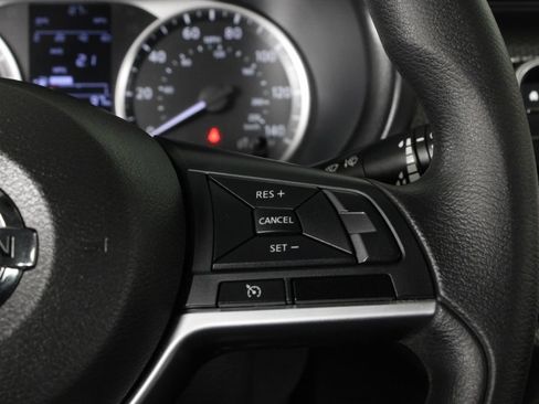 Certified 2020 Nissan Kicks S FWD image 26