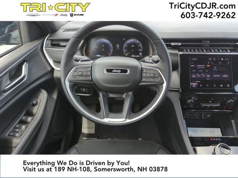 New 2025 Jeep Grand Cherokee L Altitude image 20