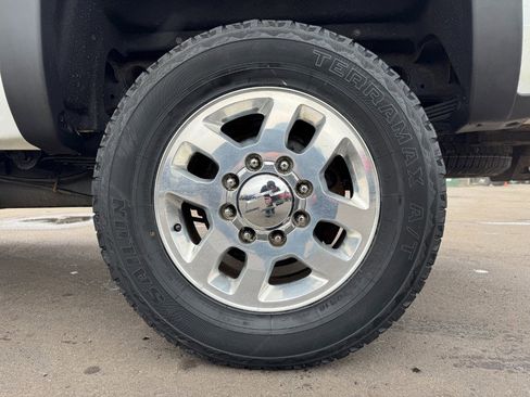 Used 2015 Chevrolet Silverado 2500 LT image 13