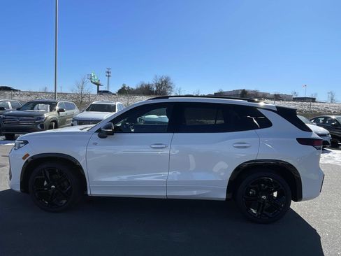 New 2026 Volkswagen Tiguan SE R-Line image 4