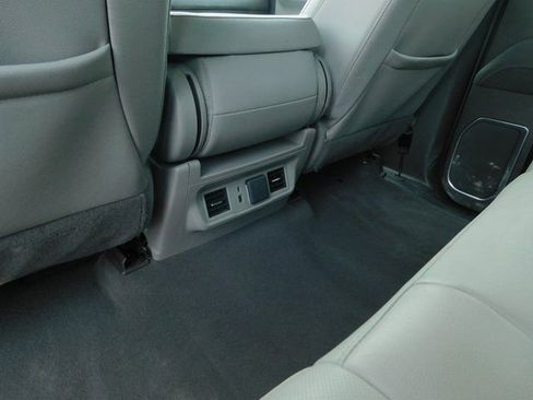 Used 2025 GMC Sierra 1500 SLT image 23