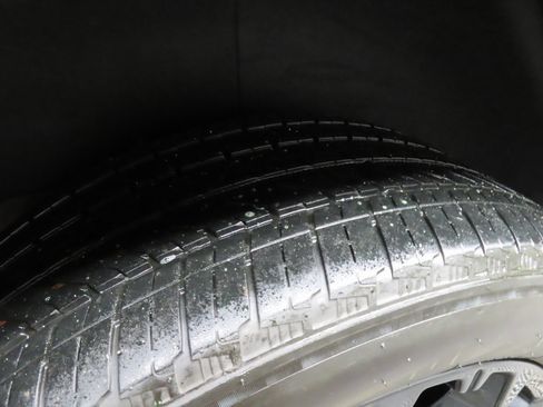 Used 2023 Chevrolet Tahoe RST image 39