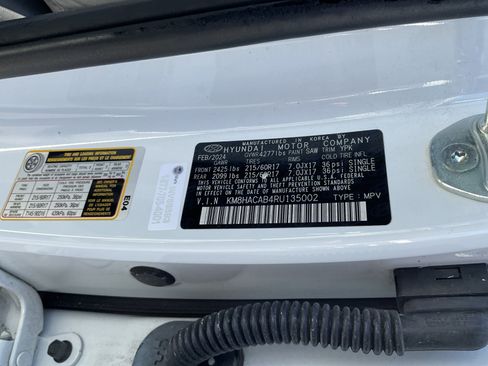 Used 2024 Hyundai Kona SE AWD/4WD image 27