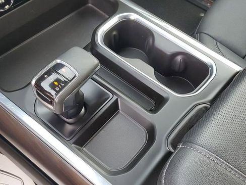 Used 2023 GMC Sierra 1500 SLT w/ SLT Convenience Package image 20