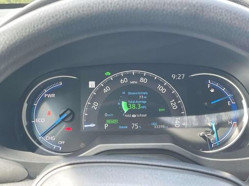 Used 2025 Toyota RAV4 XLE AWD/4WD image 35