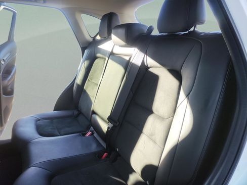 Used 2021 MAZDA CX-5 Touring image 25