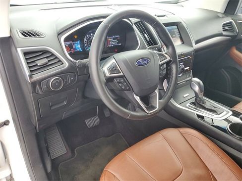 Used 2015 Ford Edge Titanium w/ Equipment Group 302A image 19